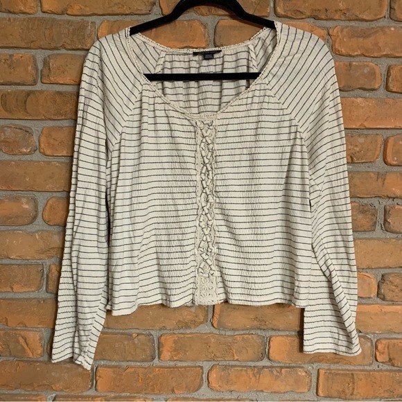 American Eagle Striped Lace-Up Front Round Neck‎ Long Sleeve Blouse Ivory - M - Picture 1 of 3